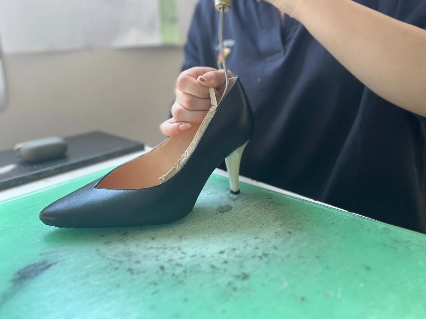 【足が大きい事でお悩み】オーダーパンプス製作中  | MooV Shoes東京渋谷